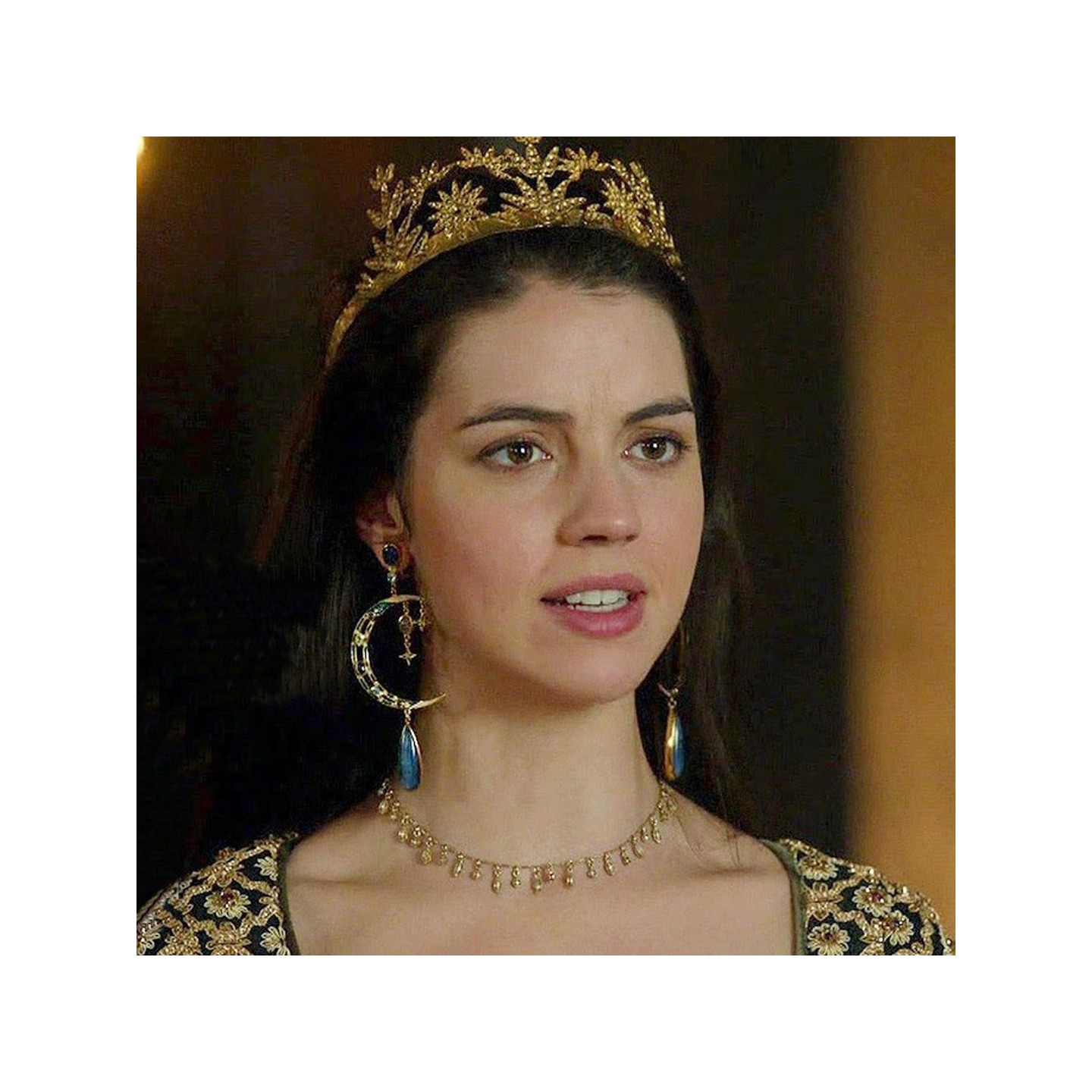 Collezione Cinema, orecchini realizzati a mano in tecnica cloisonné da Percossi Papi