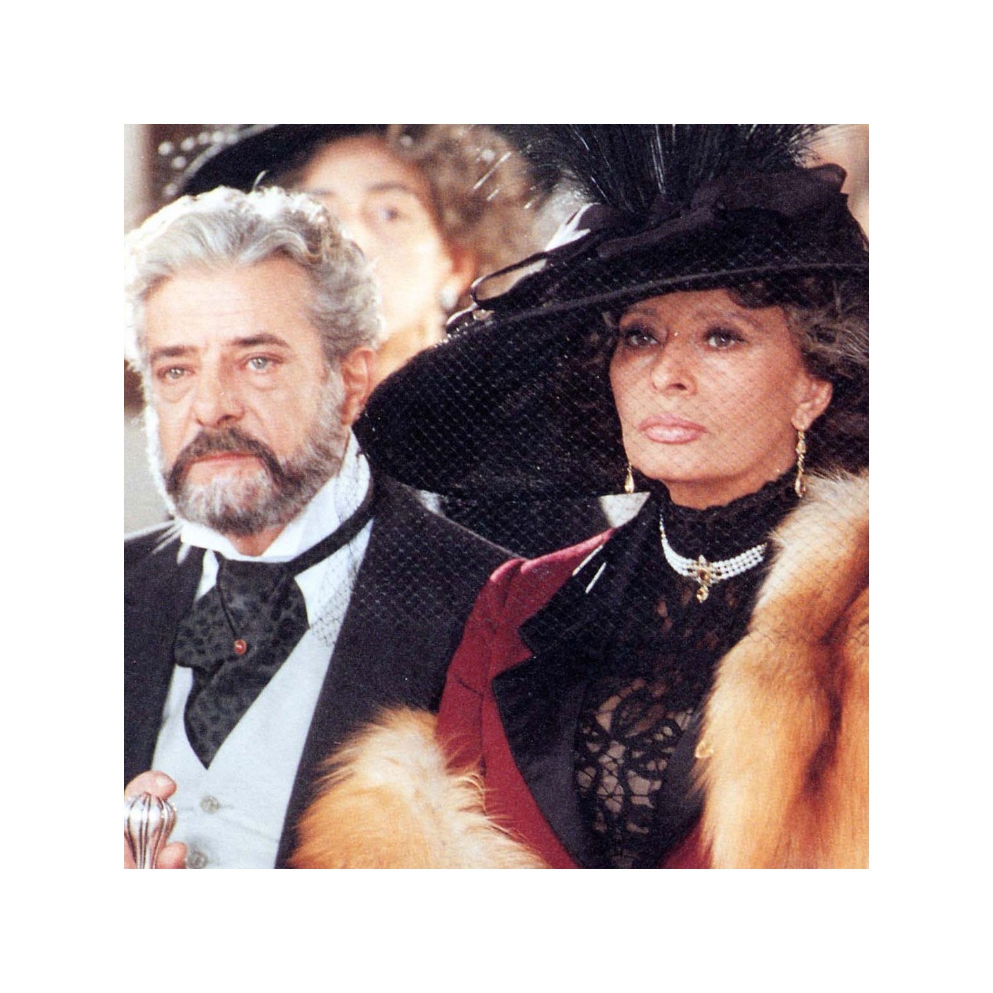 "Francesca e Nunziata", Sofia Loren. Collana realizzata a mano in Italia da Percossi Papi