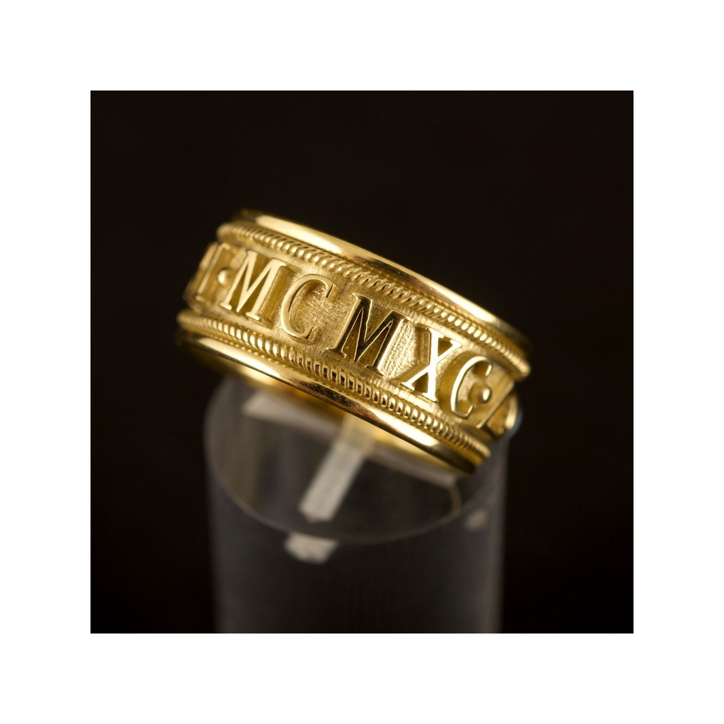 Anello Segno Zodiacale Personalizzato, realizzato a mano in Italia da Percossi Papi con pietre naturali