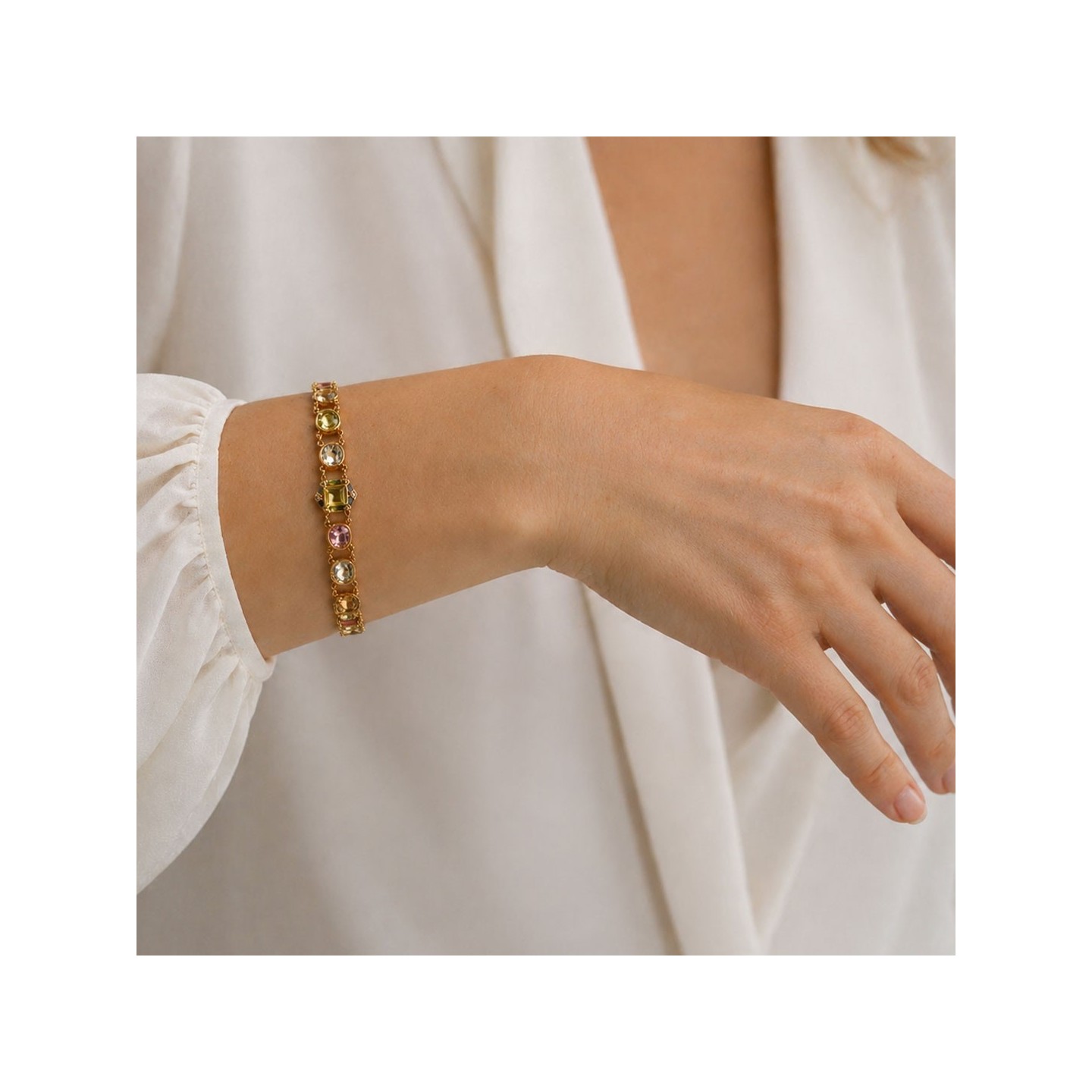 Bracciale bizantino realizzato a mano in Italia nell'atelier Percossi Papi con pietre naturali