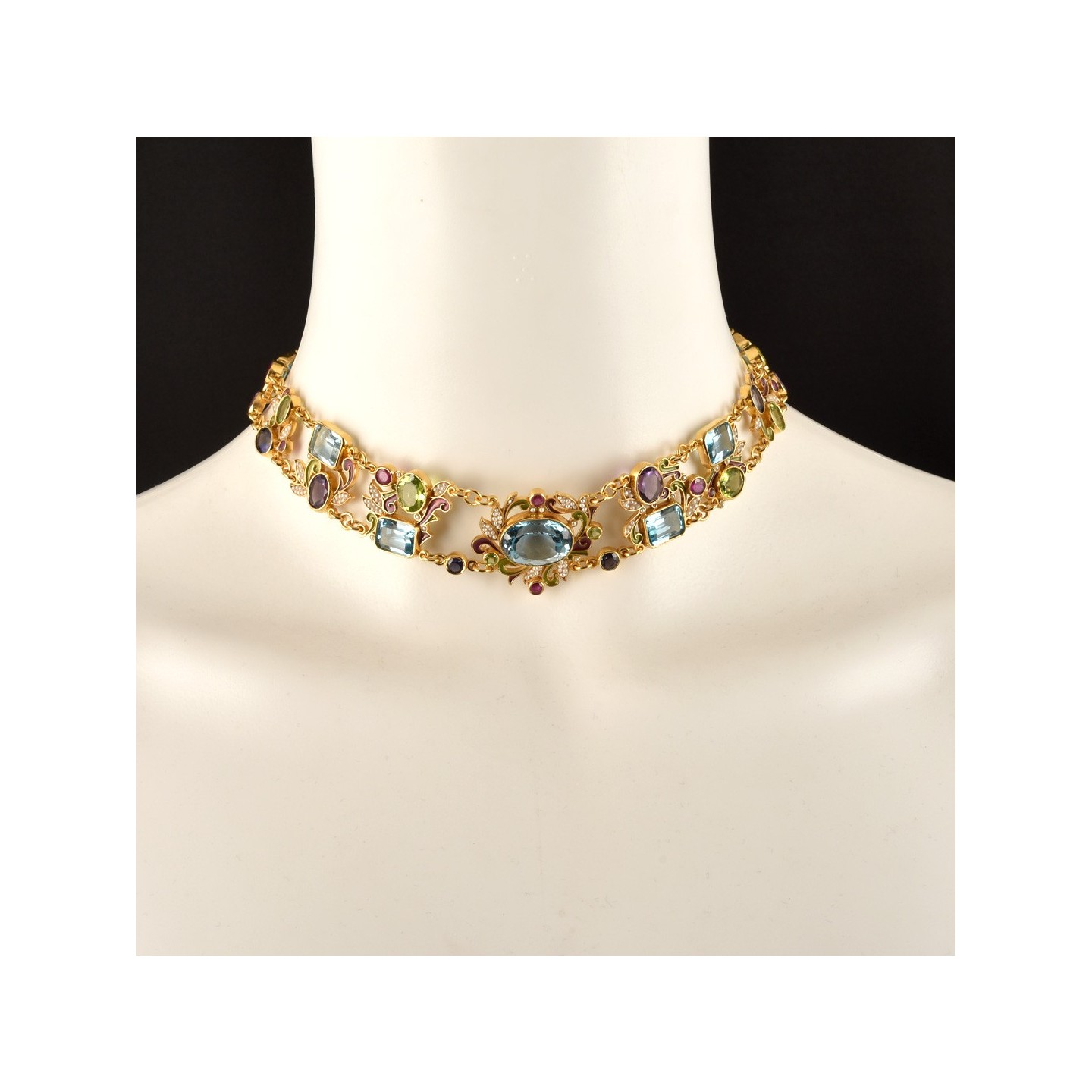 Multicolored floral necklace handmade in Italy by Percossi Papi with natural stones
