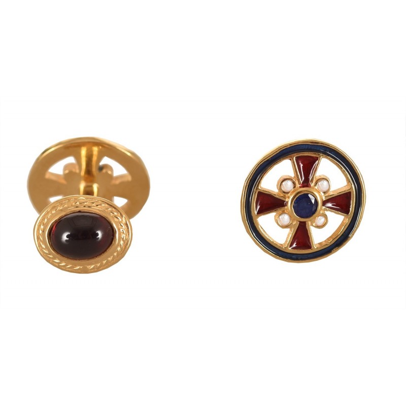 CUFFLINKS WITH GARNET