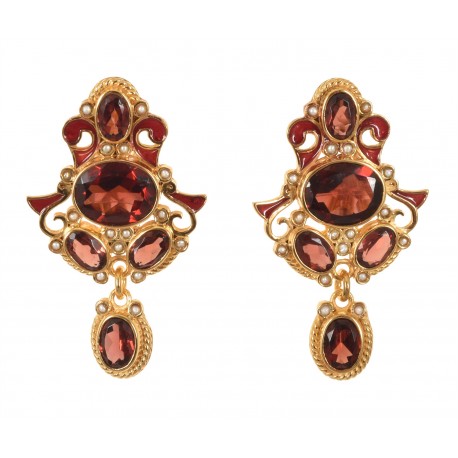 Bottom earrings