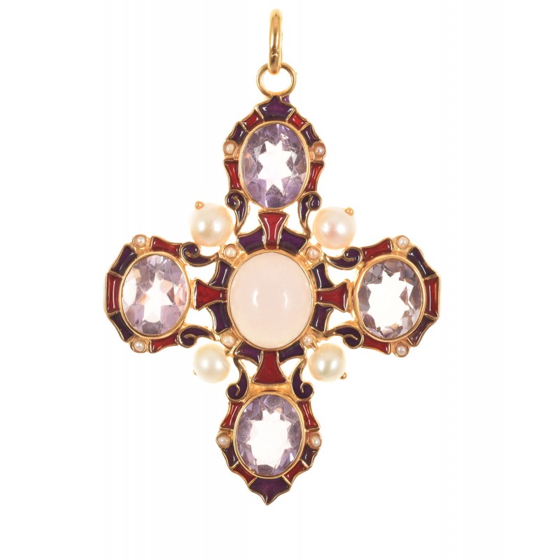 Cross pendant
