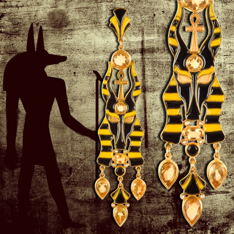 Anubi earrings