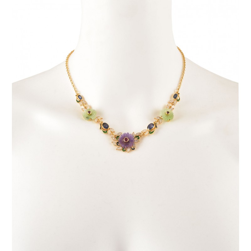 Floral necklace