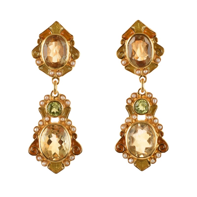 Small neoclassical earrings