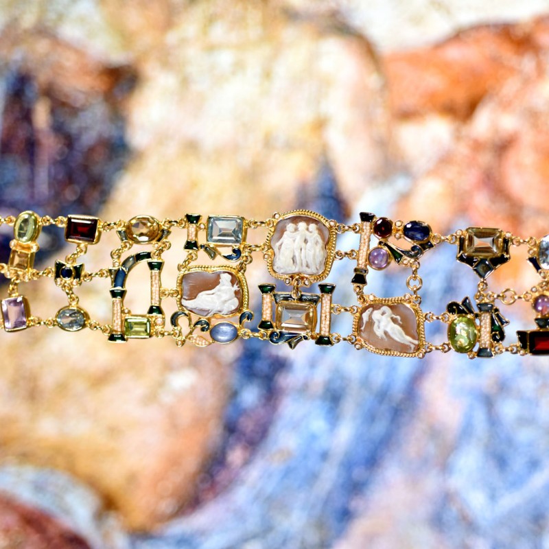Bracciale romano con cammei realizzato in Italia da Percossi Papi con pietre naturali