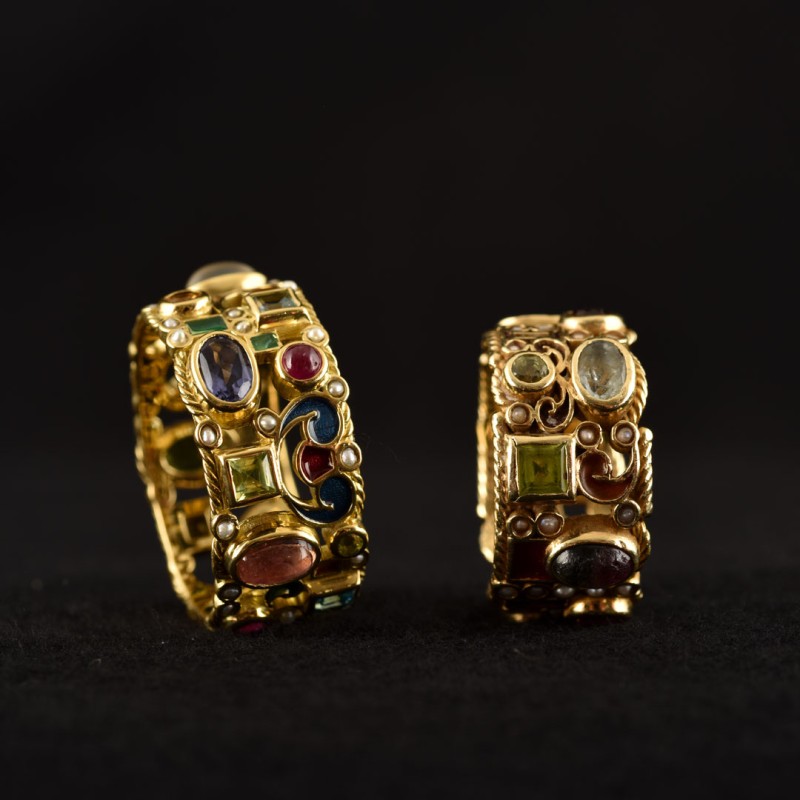 Architectural ring, handmade in Italy by Percossi Papi with natural stones