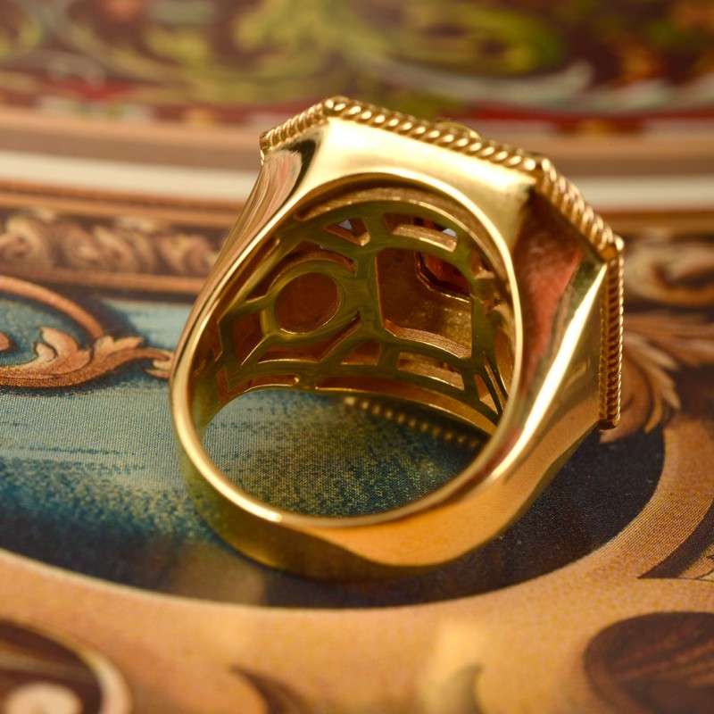 Anello rinascimentale, realizzato a mano in Italia da Percossi Papi con pietre naturali