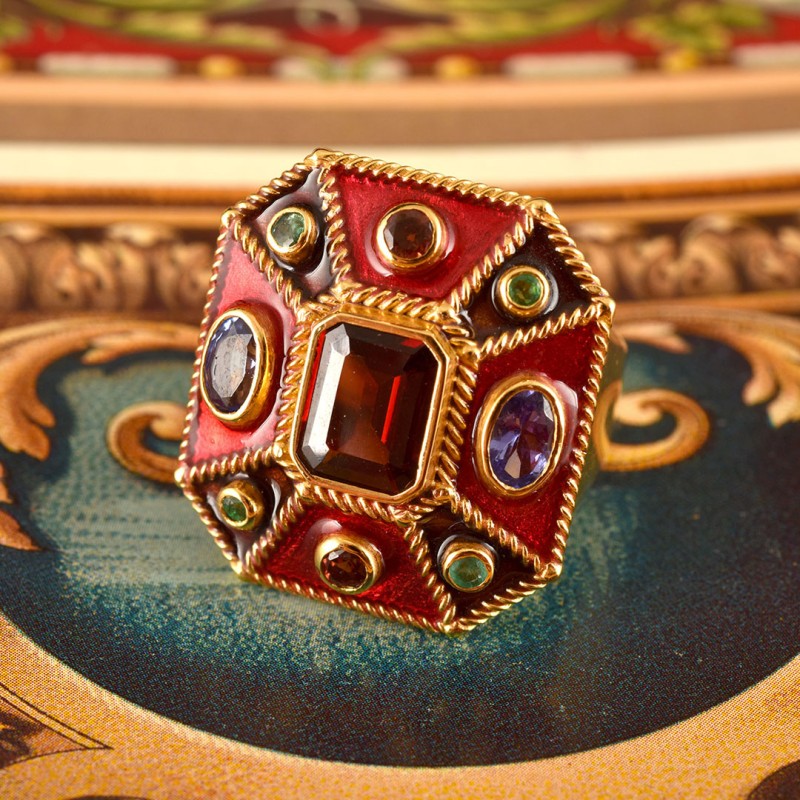 Anello rinascimentale, realizzato a mano in Italia da Percossi Papi con pietre naturali