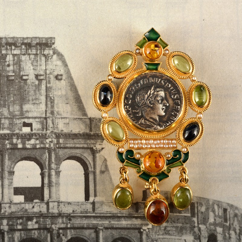 Roman brooch handmade in Italy by Percossi Papi with reproduction of ancient coin