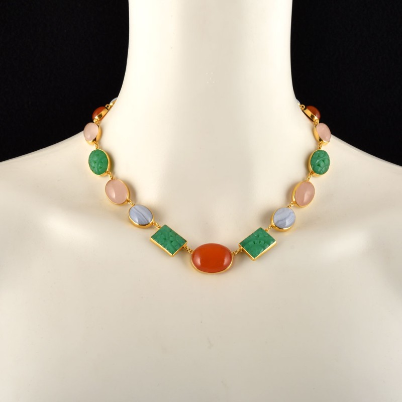 Jade necklace, handmade in Italy by Percossi Papi with natural stones