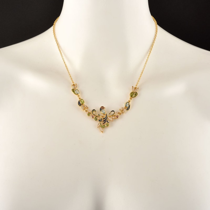 Floral necklace, handmade in Italy by Percossi Papi with natural stones