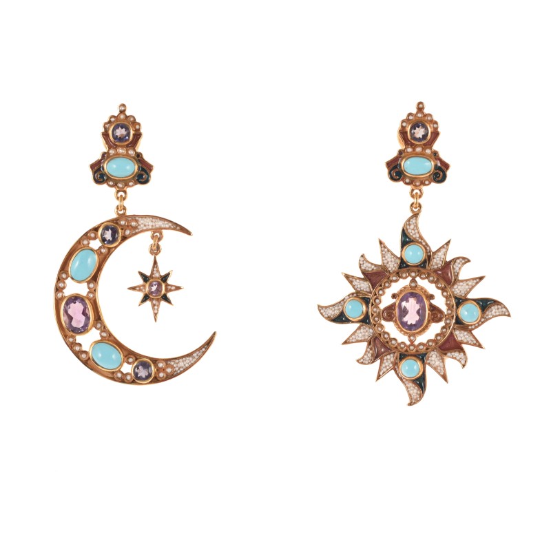 Orecchini sole e luna,  realizzati a mano in Italia nell'atelier Percossi Papi con pietre naturali